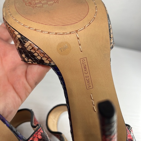 Vince Camuto Ankle Strap Multi-Color Retro Python Snakeskin Heels 7.5 Sessen - Picture 12 of 16